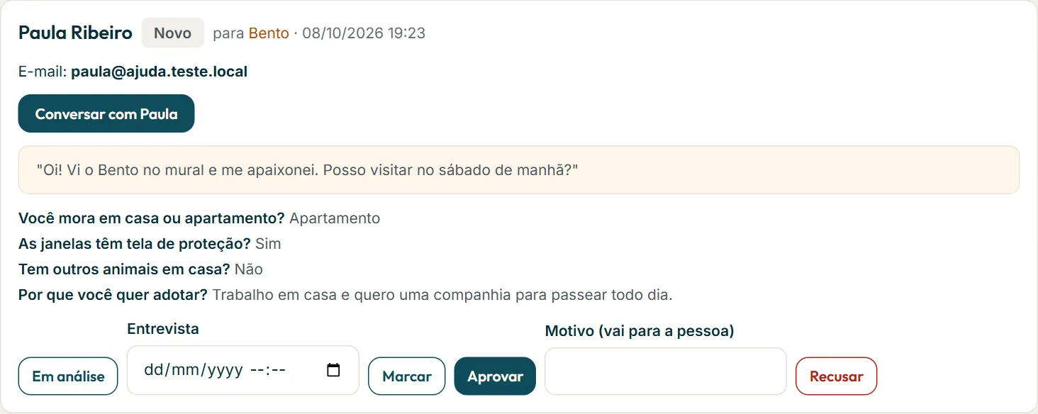 Interessado com as respostas do formulário e os botões de decisão