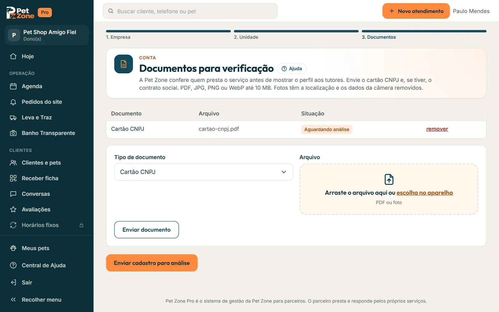 Documentos para verificação com o cartão CNPJ aguardando análise e o botão Enviar cadastro para análise